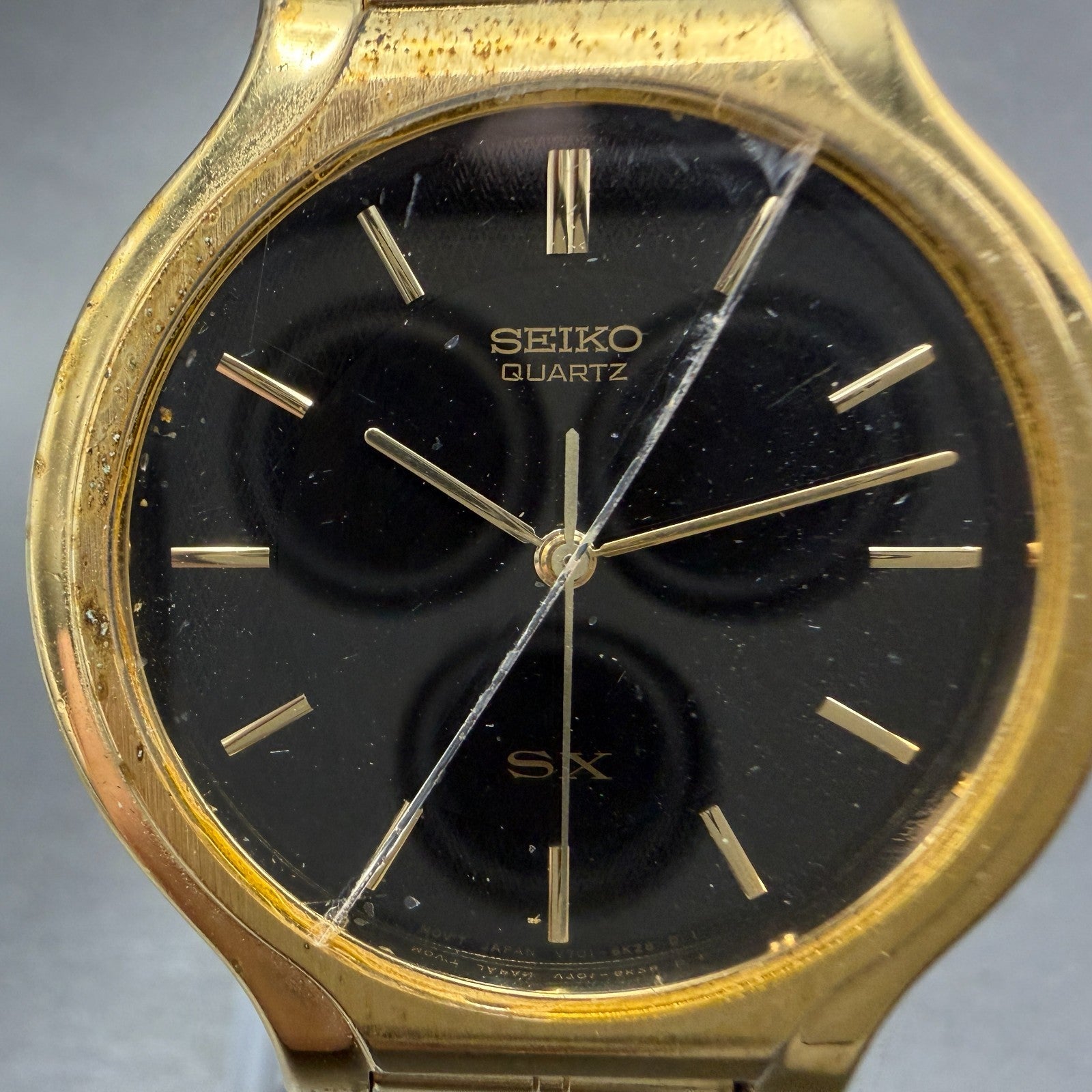 Seiko SX Watch Men 34mm Black Dial Gold Tone Round Vinatge V701-6K00 New Battery1