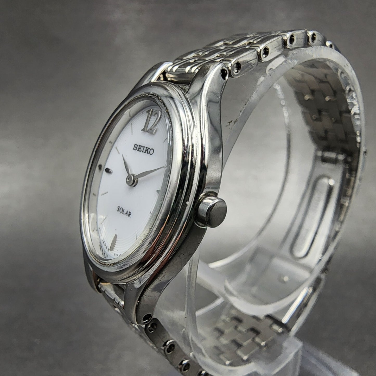 Seiko Solar Watch Women 20mm White Dial Steel Oval V1140AA0 PARTS3