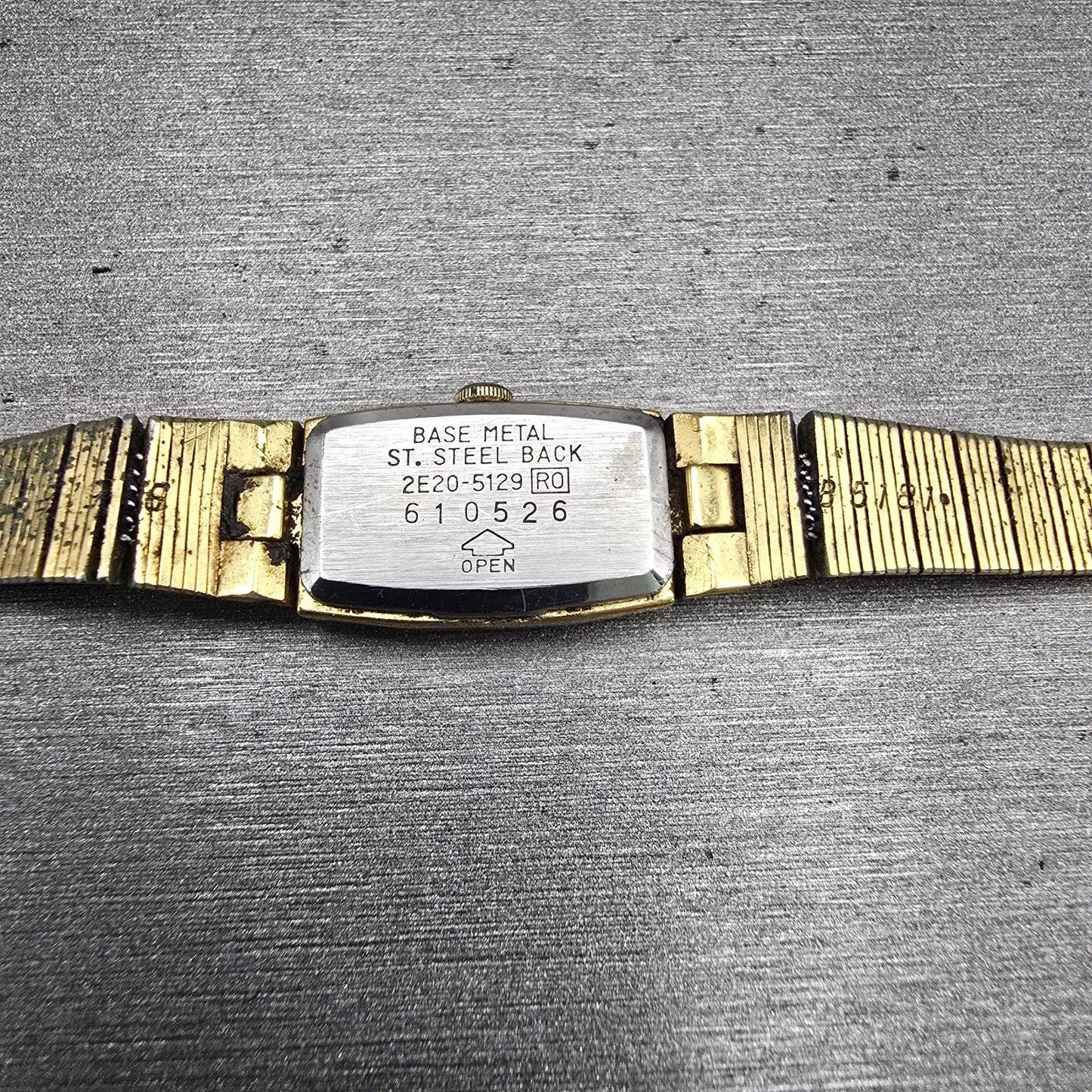 Seiko Watch Women 12mm Gold Dial Gold Tone Rectangle 2E20-5129 New Battery VTG11