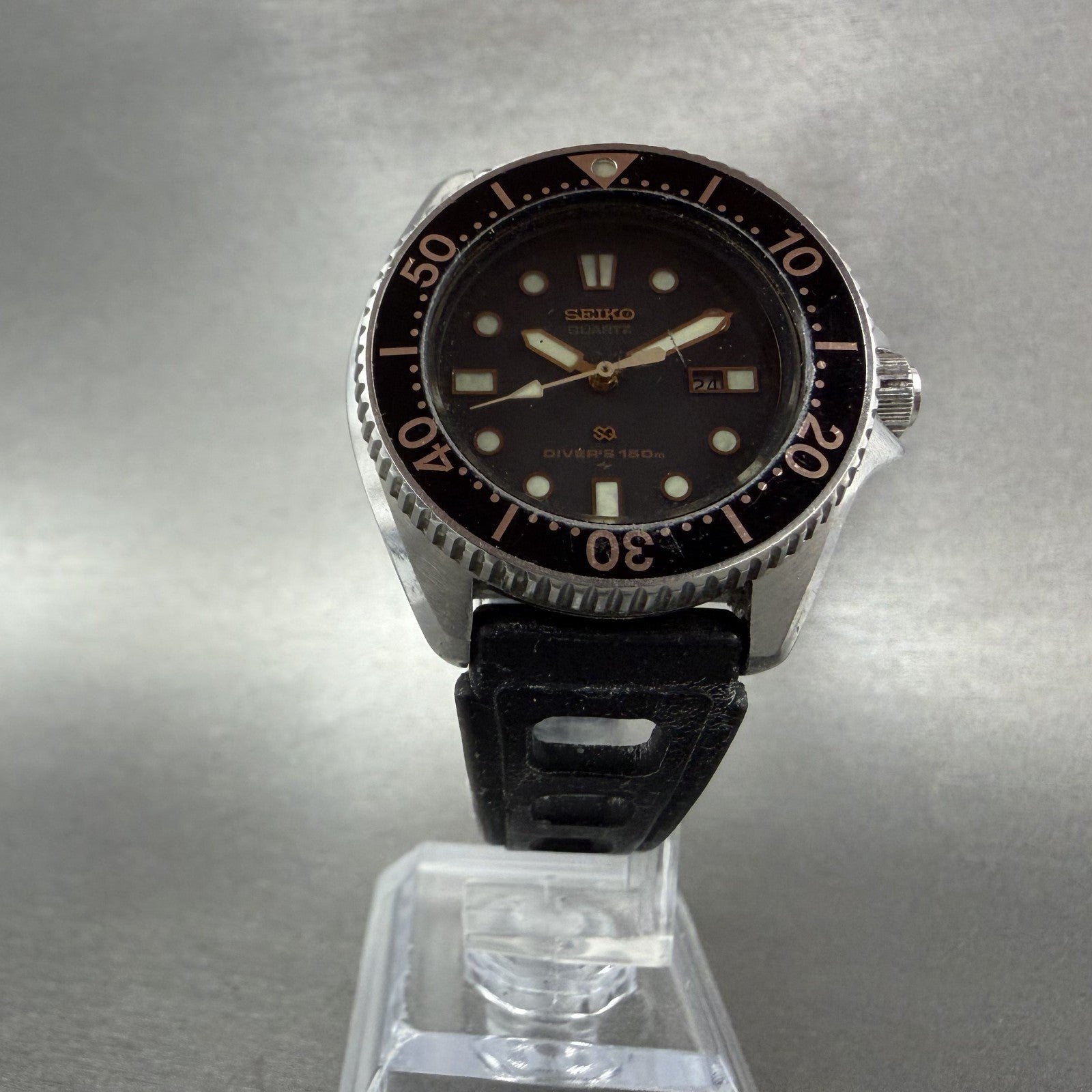 Seiko SQ Dive Watch Women 34mm Black Dial Steel Date Round 2625-0019 PARTS6