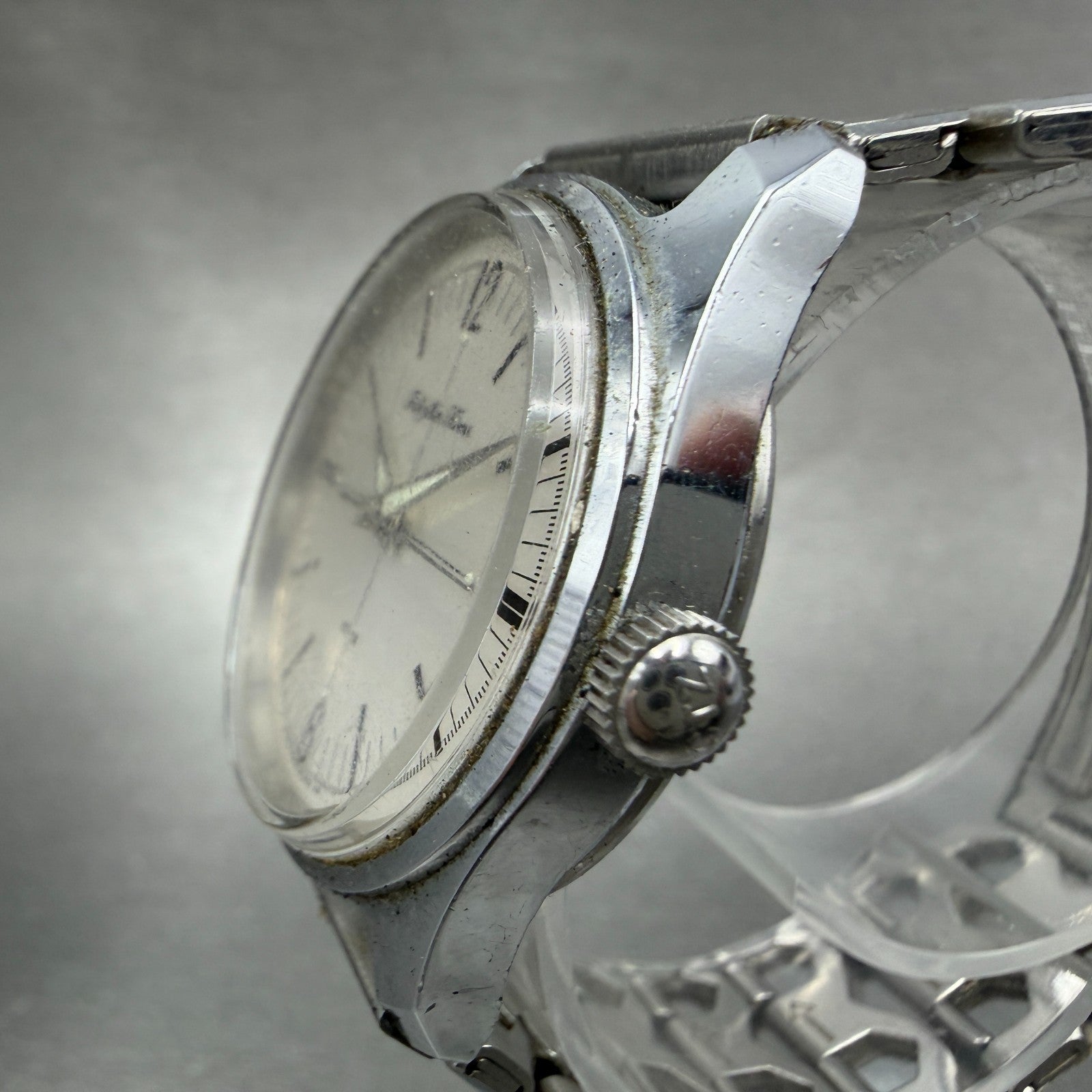 Citizen Rhythm Time Watch Men 34mm Silver Dial Silver Tone Manual Wind RT-25 Run2