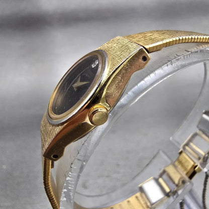 Seiko Watch Women 17mm Black Dial Gold Tone Oval 2Y00-0069 New Battery Vintage2