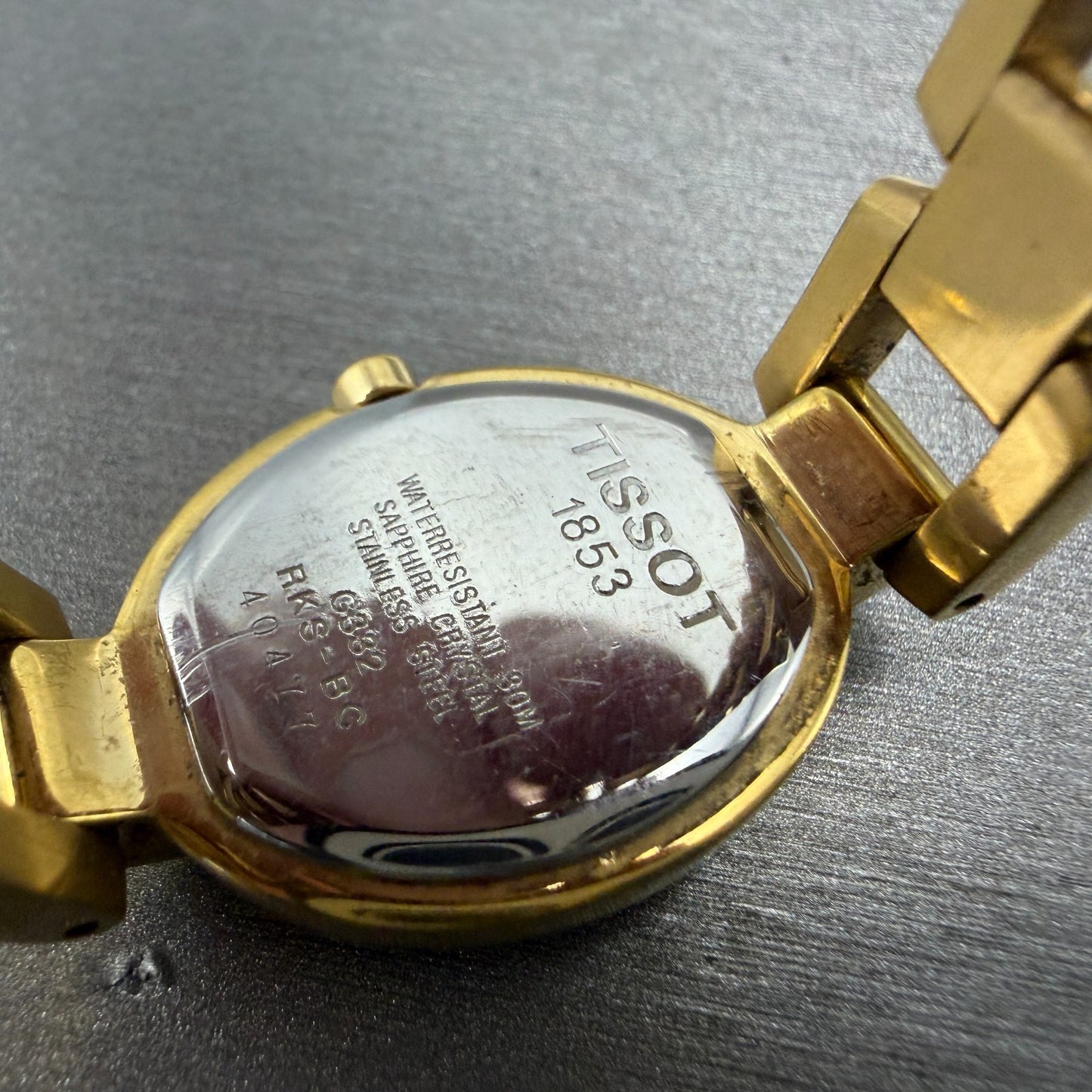 Tissot Watch Women 20mm White Dial Gold Tone Date Oval G332 New Battery10