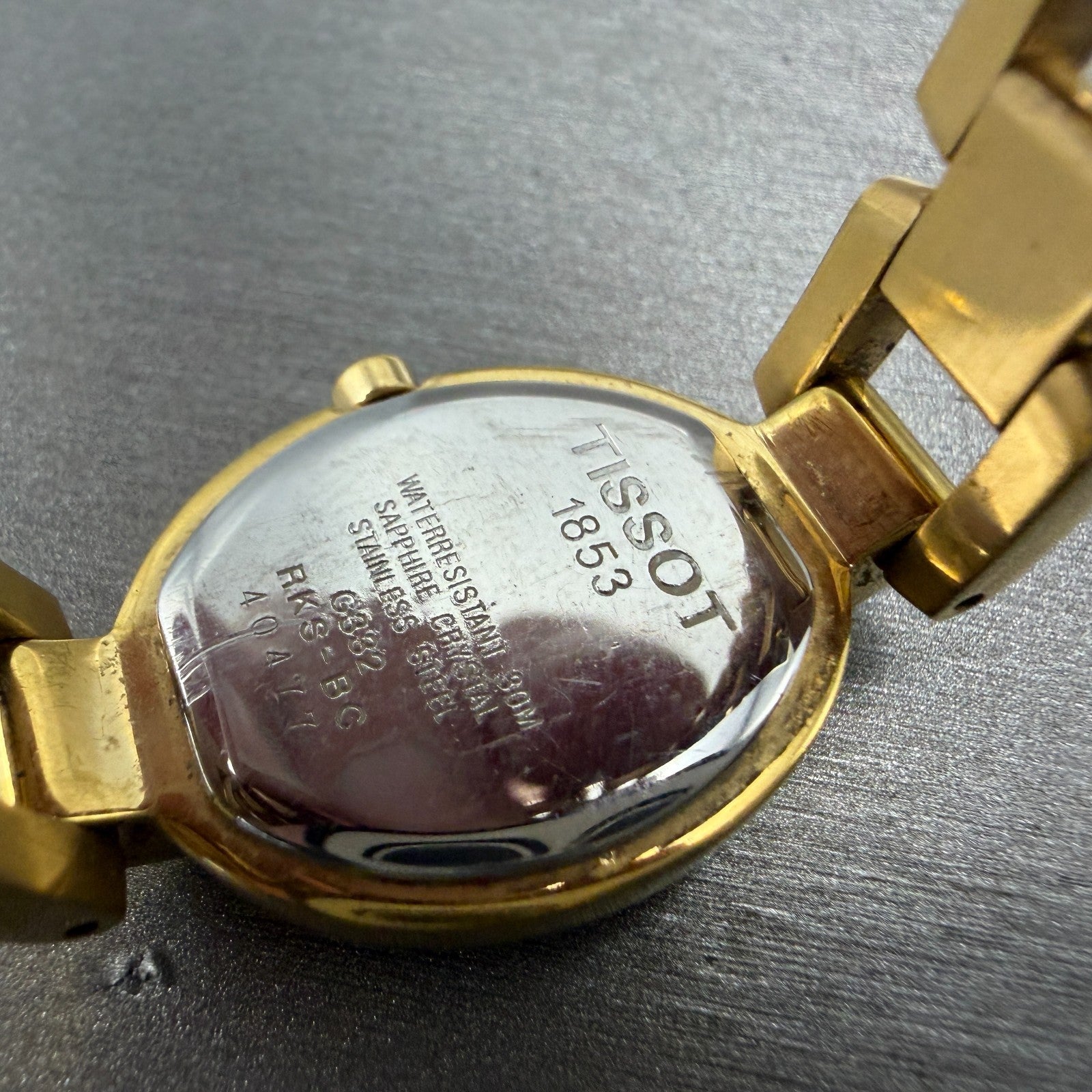 Tissot Watch Women 20mm White Dial Gold Tone Date Oval G332 New Battery10