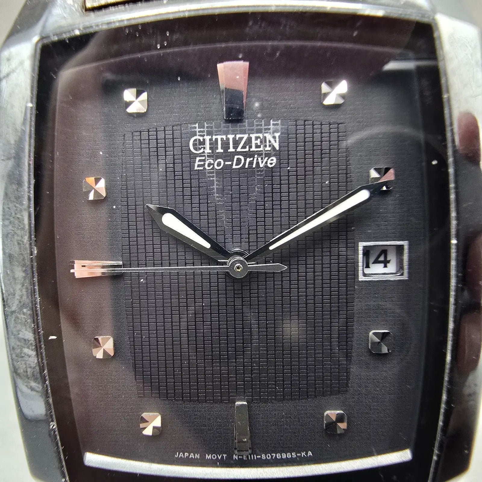 Citizen Eco-Drive Tank Watch Men 31mm Black Dial Black Date E111-S049377 Runs1