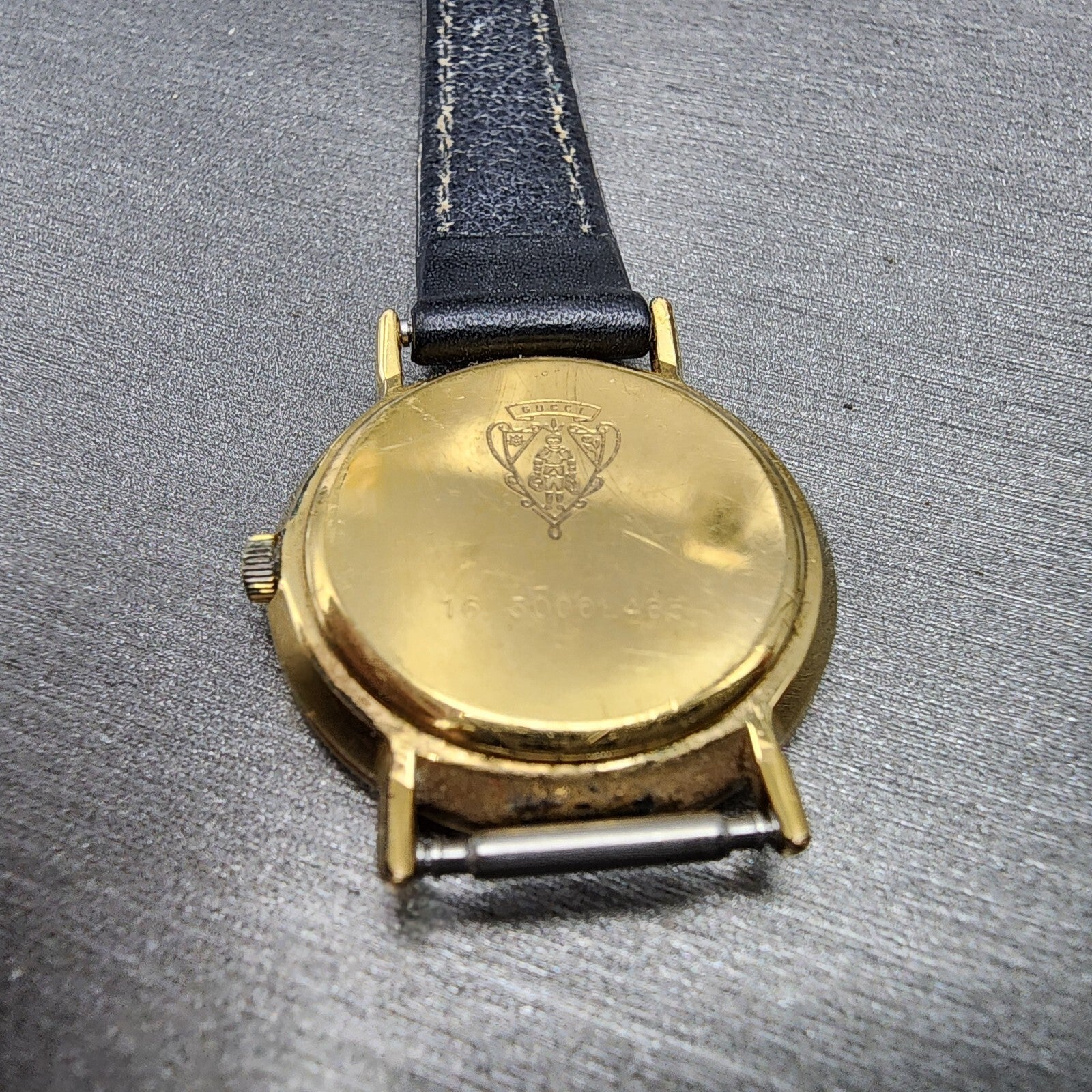 Gucci 3000L Watch Women 26mm Black Dial Gold Plated Round New Battery Vintage8