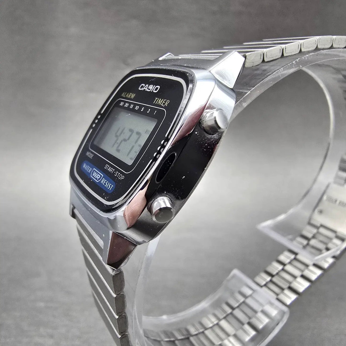Casio Digital Watch Women 25mm Silver Alarm Chronograph Daydate LA670W New Batt2