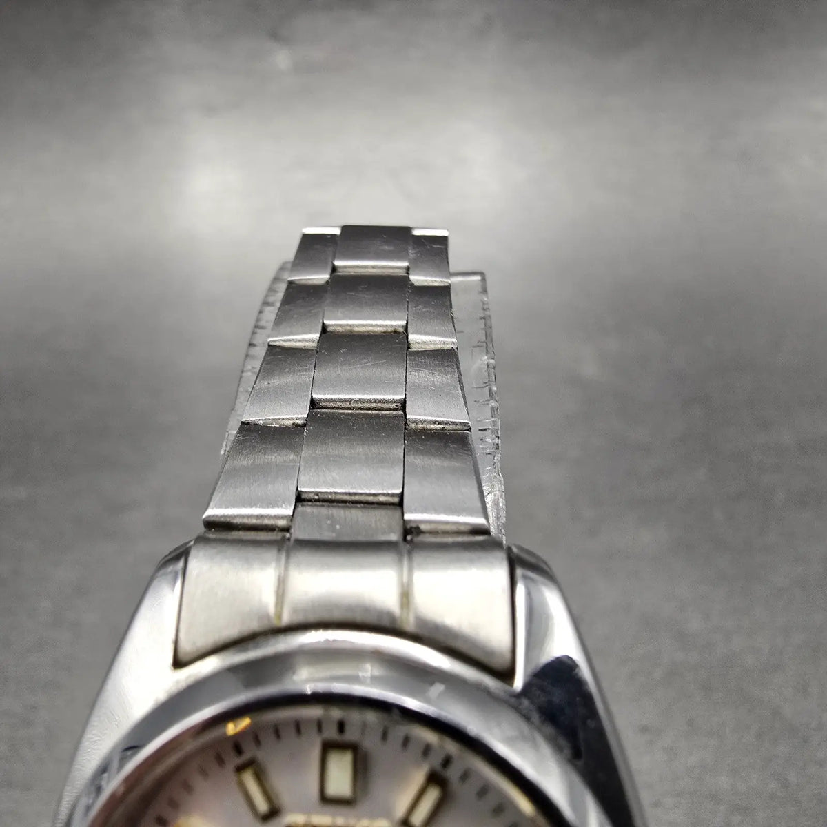 Seiko 5 Automatic Watch Women 25mm Silver Dial Silver Round 4206-0332 Works5