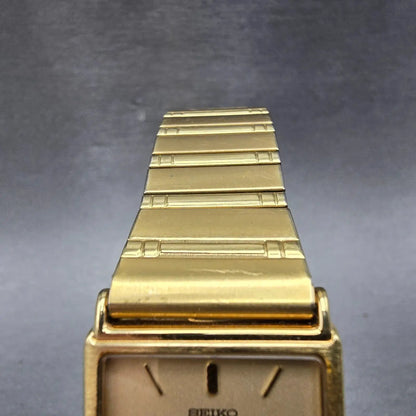 Seiko Tank Watch Men 25mm Gold Dial Gold Tone Rectangle 5Y30-5A09 PARTS Vintage6