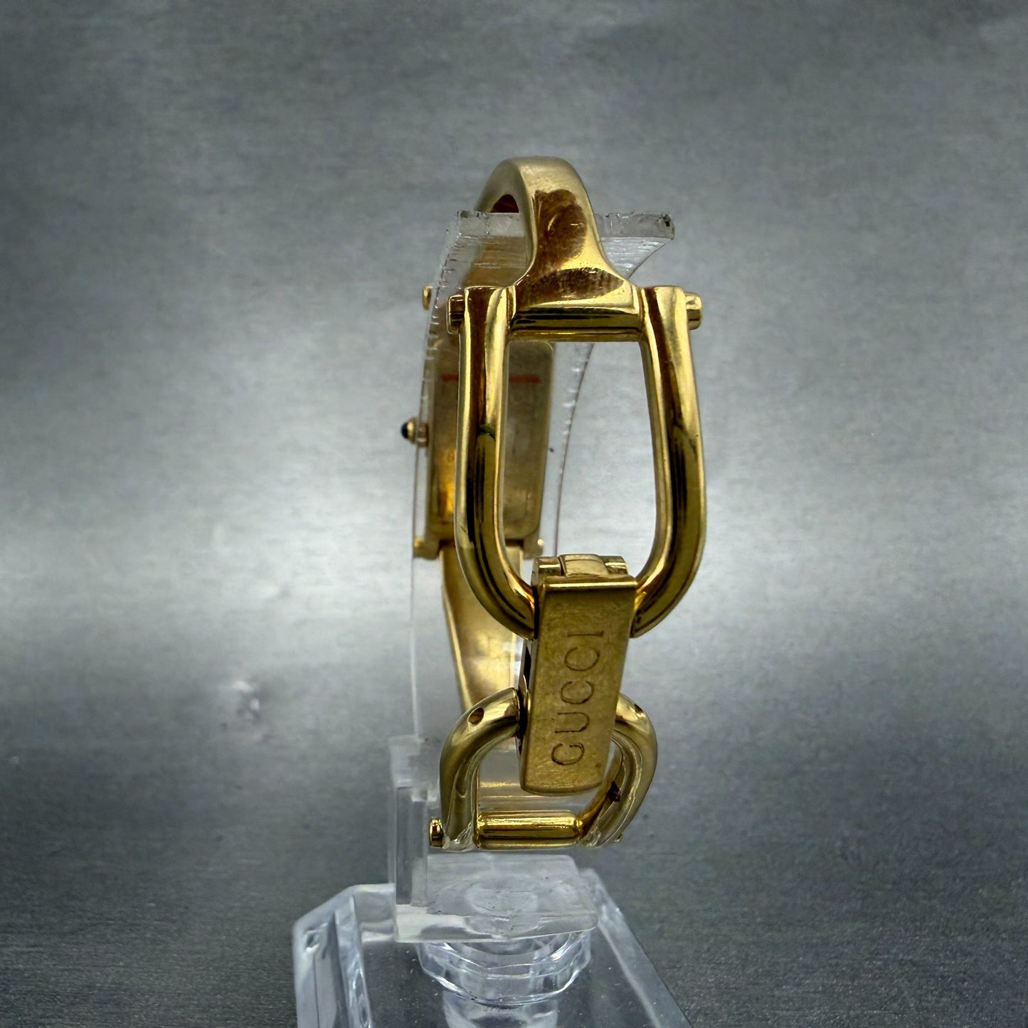Gucci 1500L Tank Watch Women 12mm MOP Dial Gold Rectangle Bangle New battery ABC7