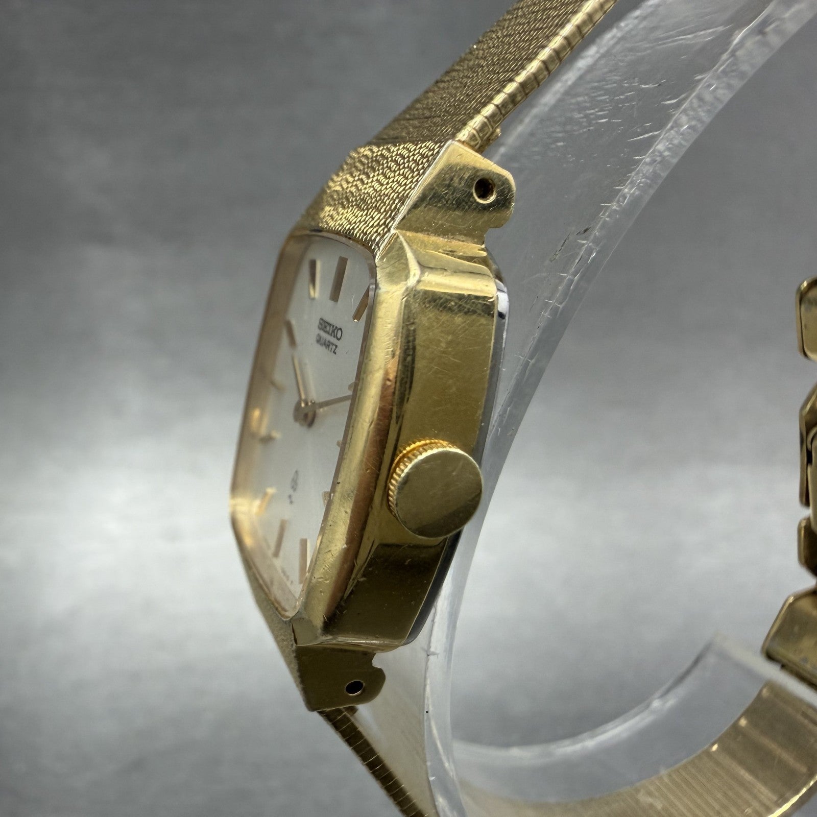 Seiko Watch Women 20mm Silver Dial Gold Tone Rectangle 16-5320 New Battery2