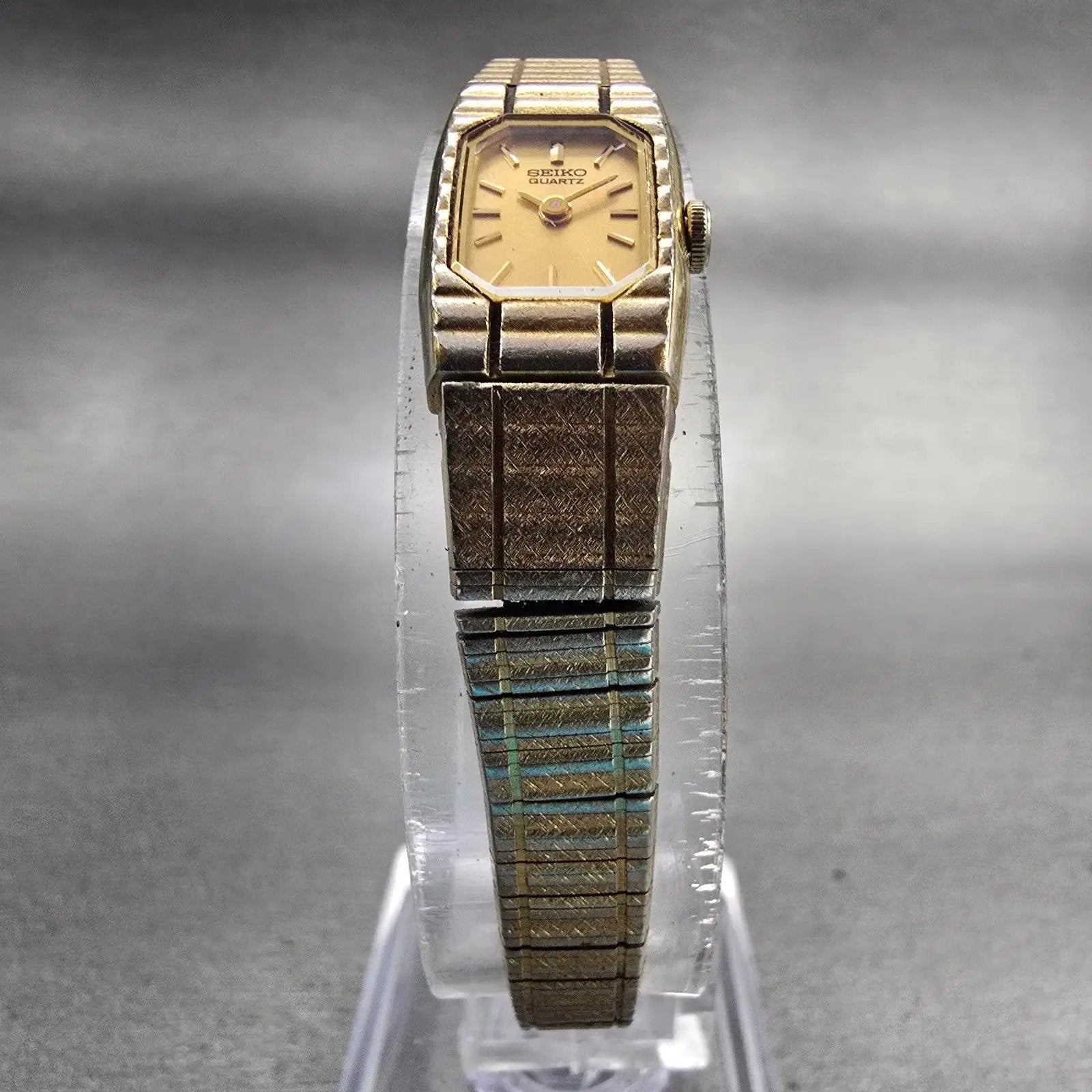 Seiko Watch Women 12mm Gold Dial Gold Tone Rectangle 2E20-5129 New Battery VTG5
