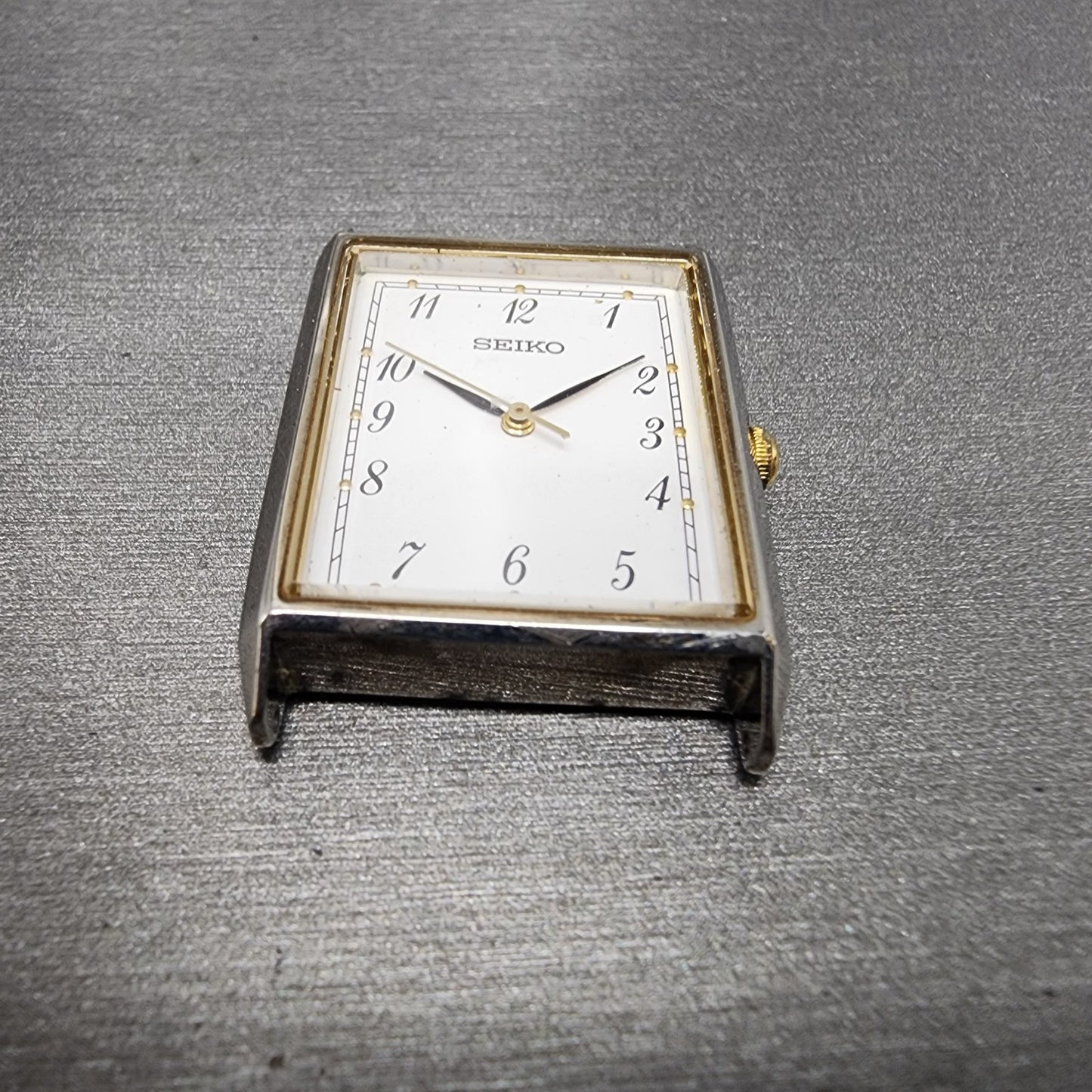 Seiko Tank Watch Men 24mm White Dial Silver Tone Rectangle V7015e20 PARTS3