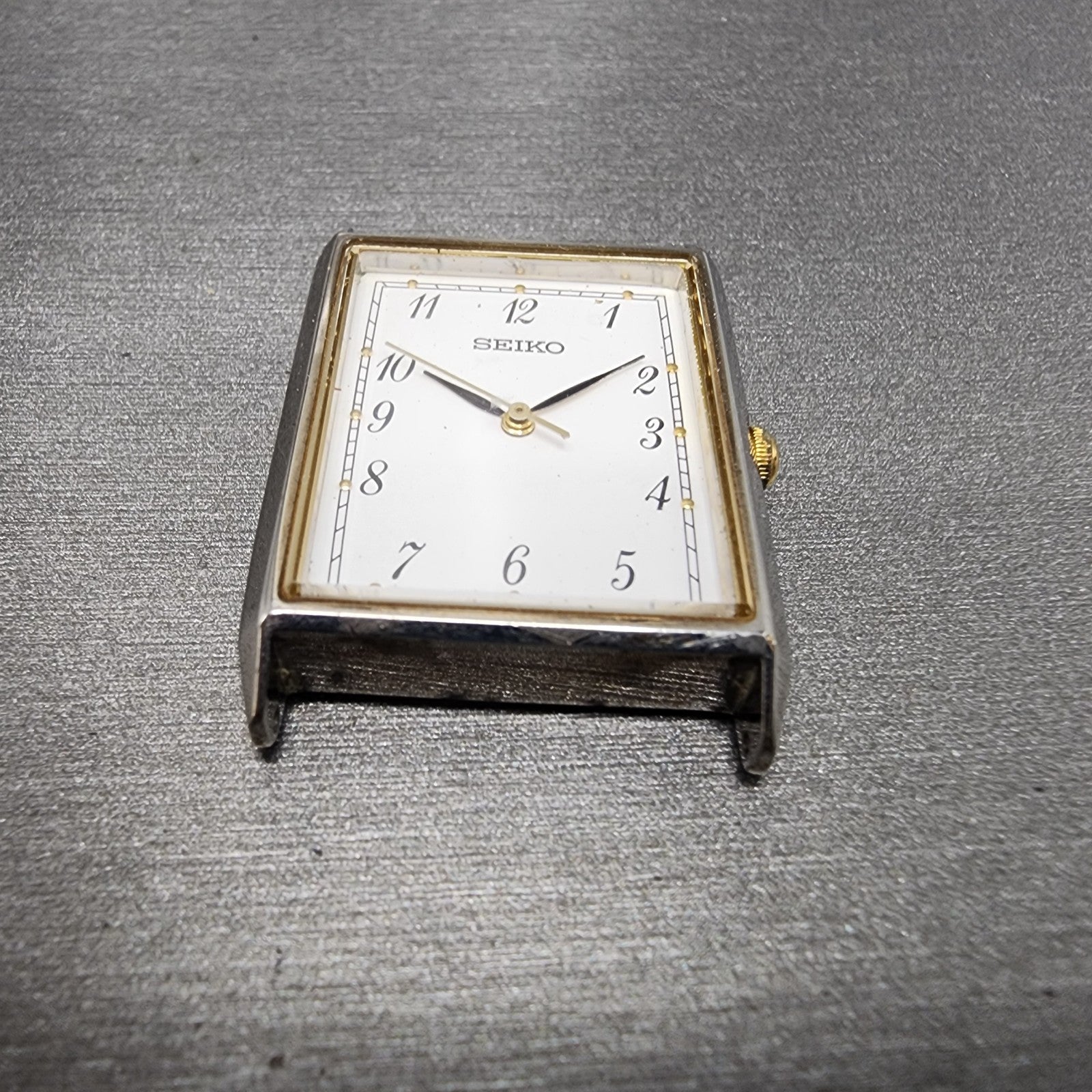 Seiko Tank Watch Men 24mm White Dial Silver Tone Rectangle V7015e20 PARTS3