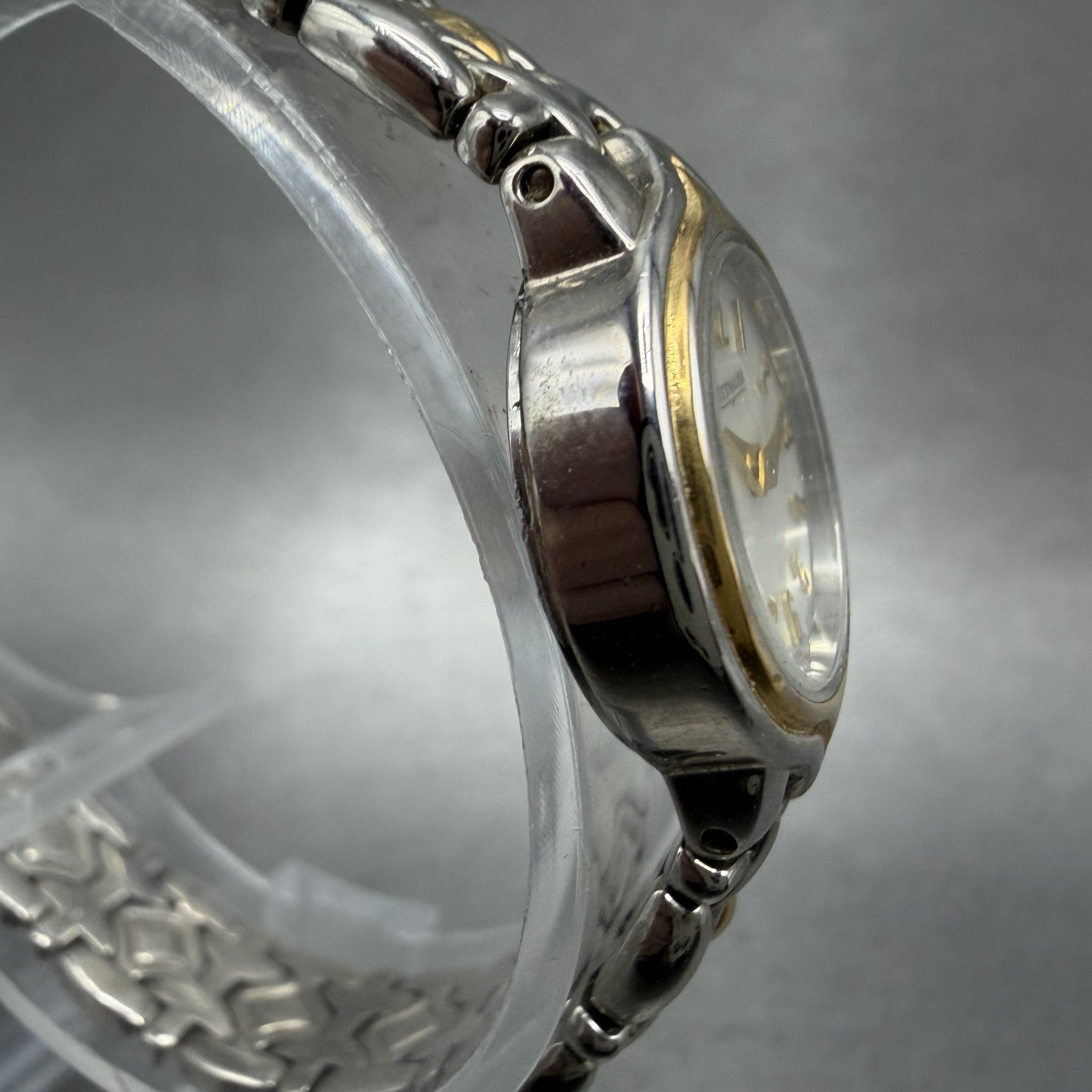 Wittnauer Watch Women 19mm MOP Dial Two Tone Round SS8235 5120 New Battery3