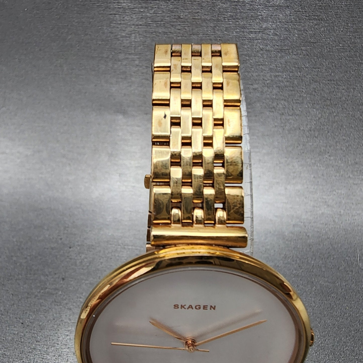 Skagen Gitte Watch Women 39mm White Dial Gold Tone Date Round New Battery4