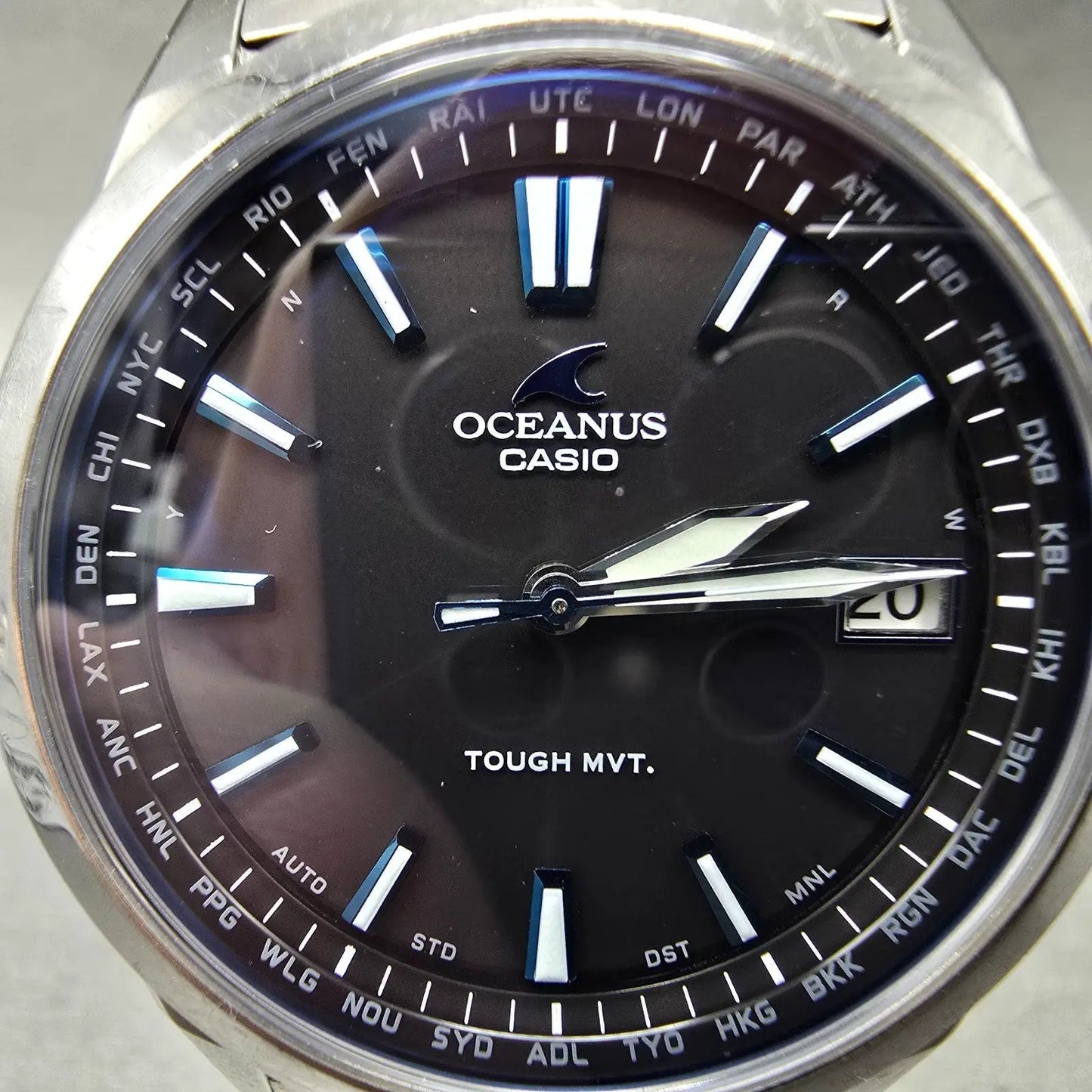 Casio Oceanus OCW-S100 Watch Men 40mm Black Dial Titanium Date Solar Round Runs1