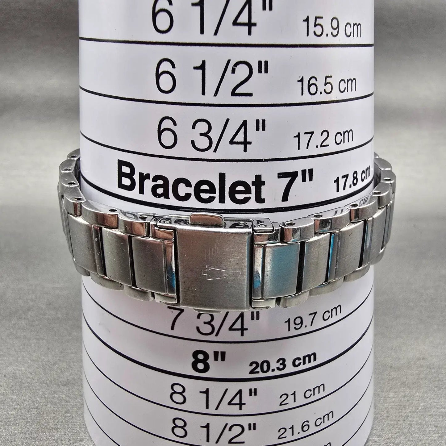 Bulova Watch Women 28mm Silver Dial Silver Tone Round 96L175 New Battery9