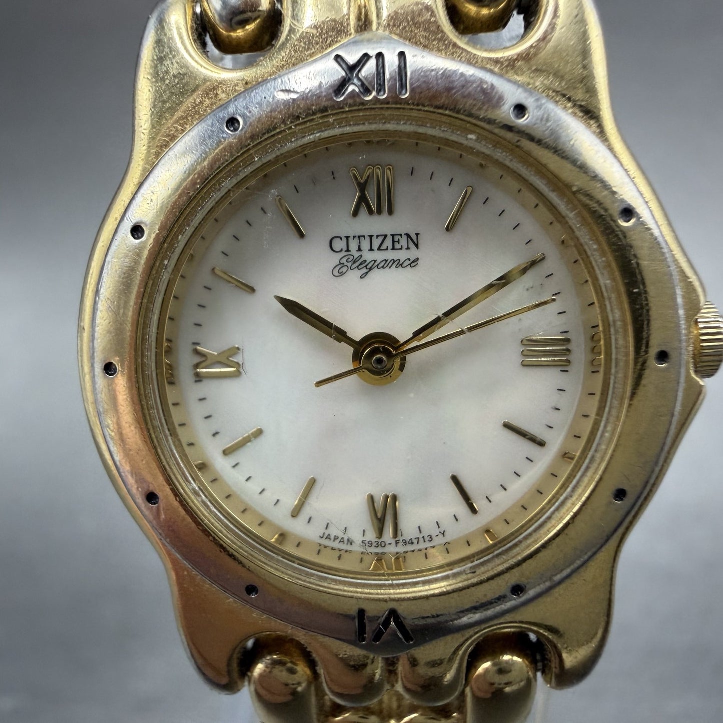 Citizen Elegance Watch Women 23mm MOP Dial Gold Tone Round 5930-F91342 New Batt1
