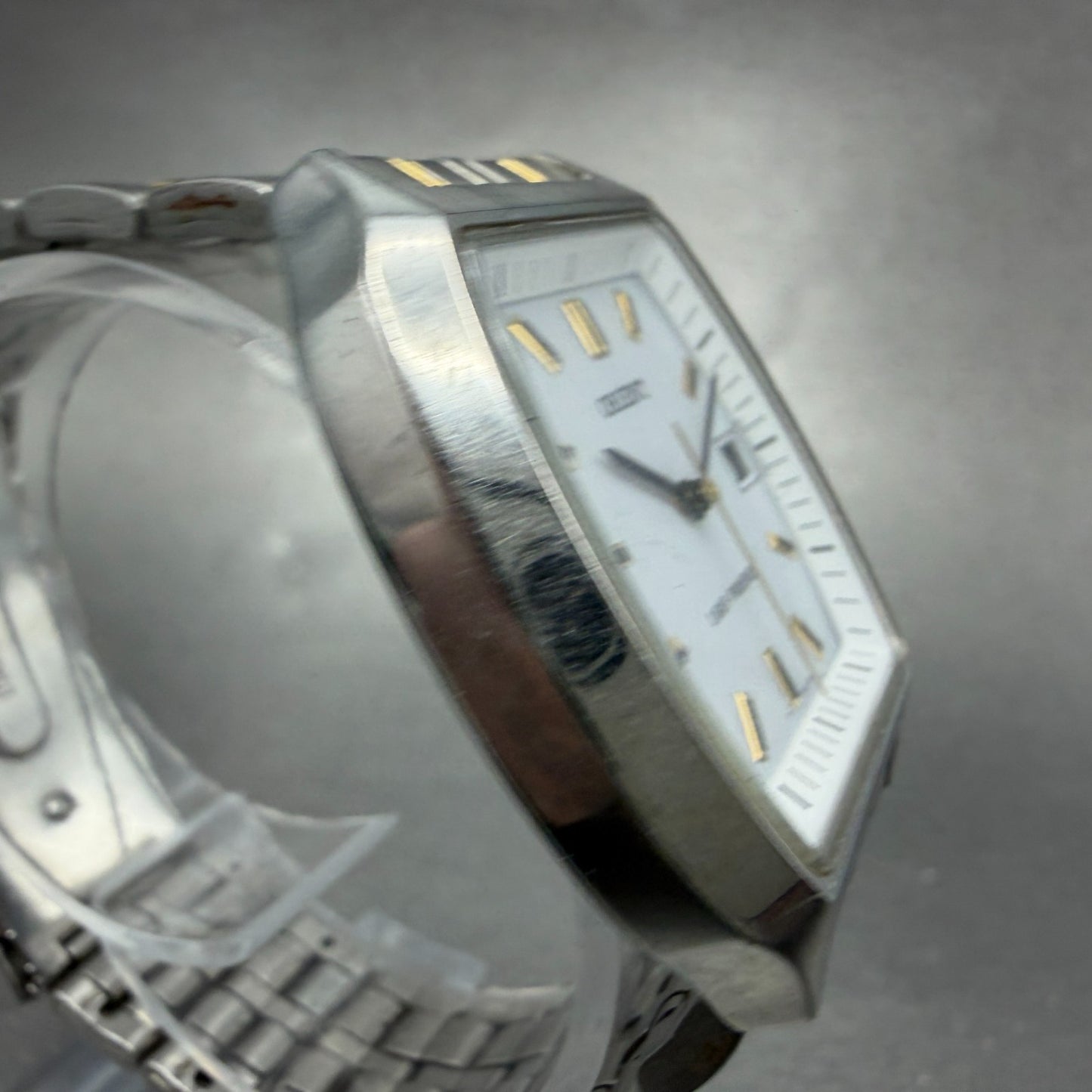 Orient Solar Watch Men 33mm White Dial Two Tone Rectangle Date VDAD-C1 Works3