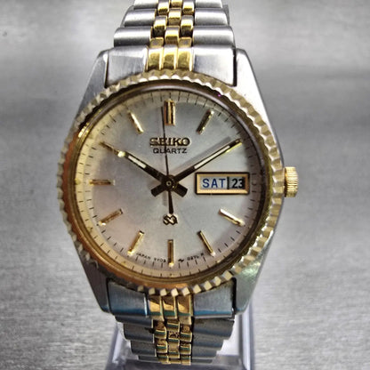 Seiko SQ Watch Women 24mm Silver Dial Two Tone Daydate Round 3Y03-0169 New Batt0