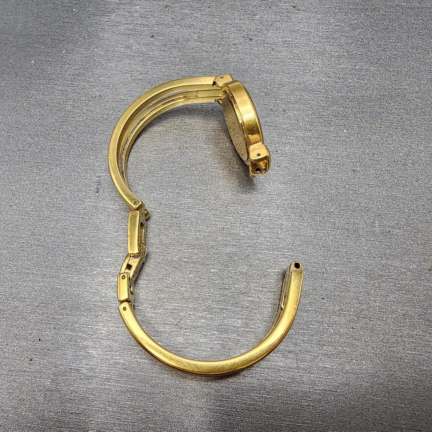 Movado Harmony Watch Women 23mm Black Dial Gold Tone Round 88.a1.809.a PARTS6