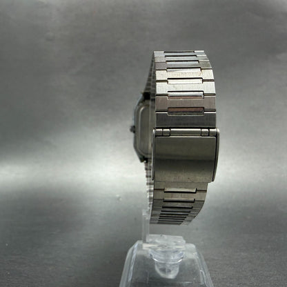 Casio MQ-518 Watch Men 30mm Silver Dial Silver Tone Rectangle Daydate New BattHJ7