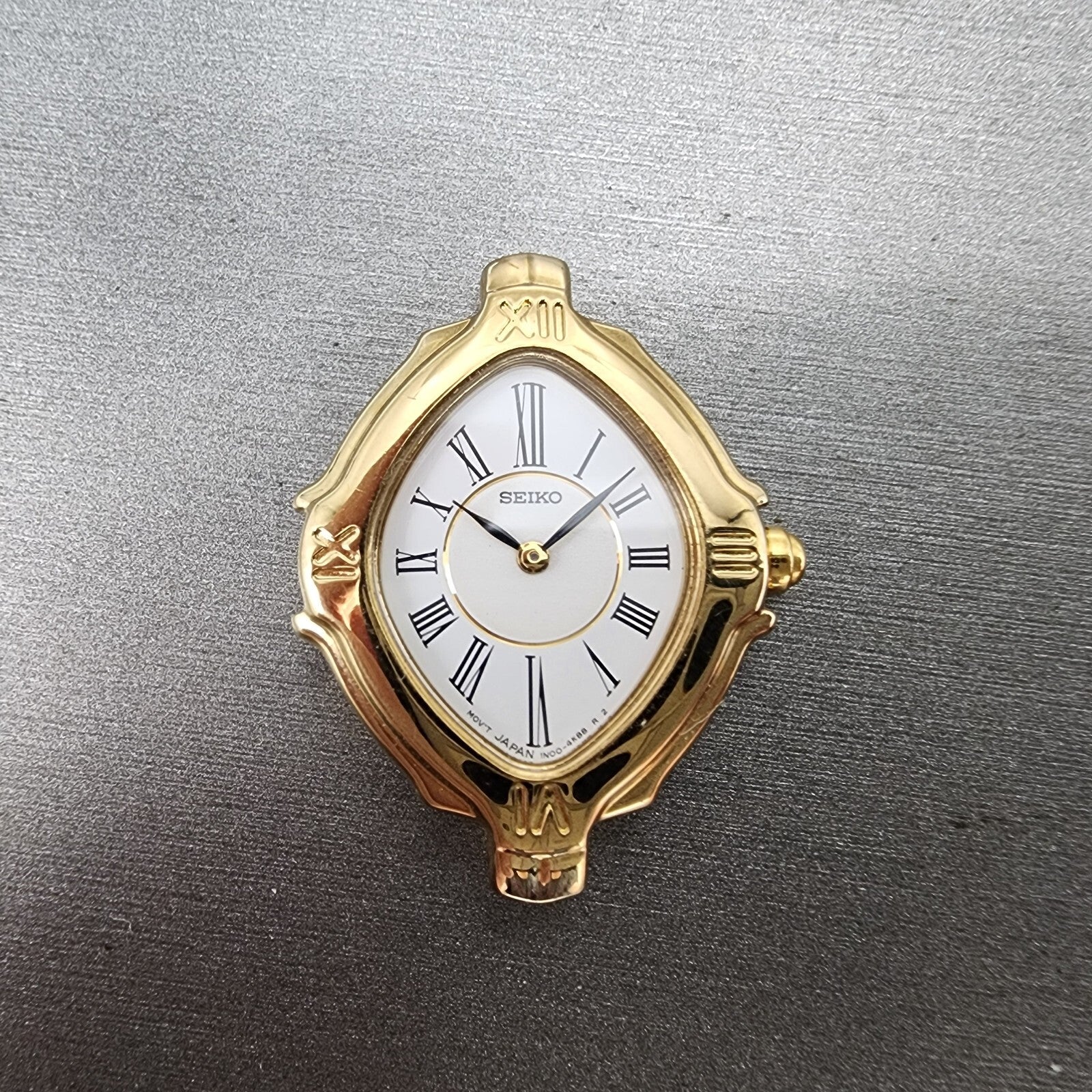Seiko Watch Women 19mm White Dial Gold Tone 1N00 4K88 SXJR48 SAMPLE NO MOVEMENT0