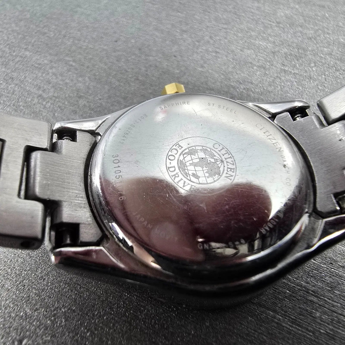 Citizen Eco-Drive Watch Women 26mm MOP Dial Two Tone Date E013-S076412 Runs 39