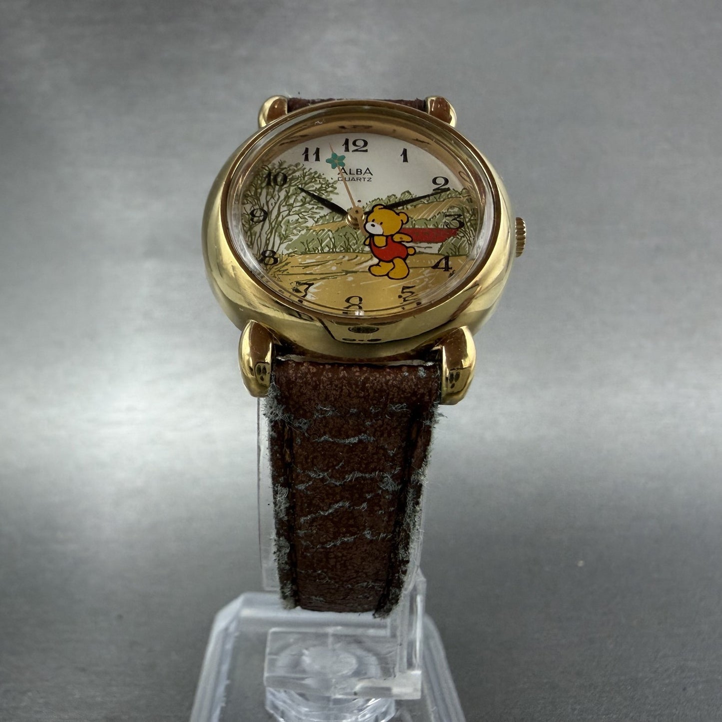 Seiko ALBA Watch Women 27mm White Dial Gold Tone Round V8110850 New Battery5