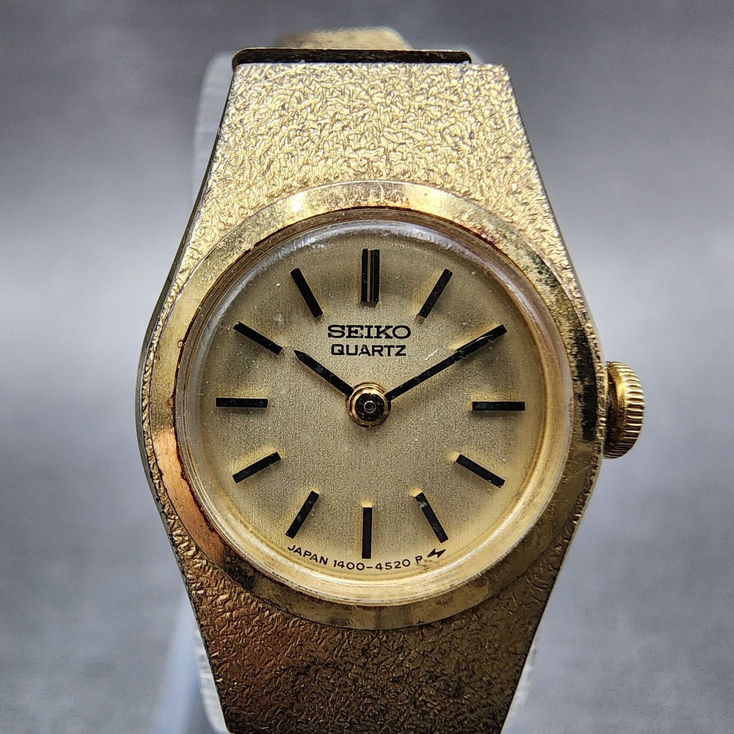 Seiko Watch Women 16mm Gold Dial Gold Tone Round 14000909 New Battery1