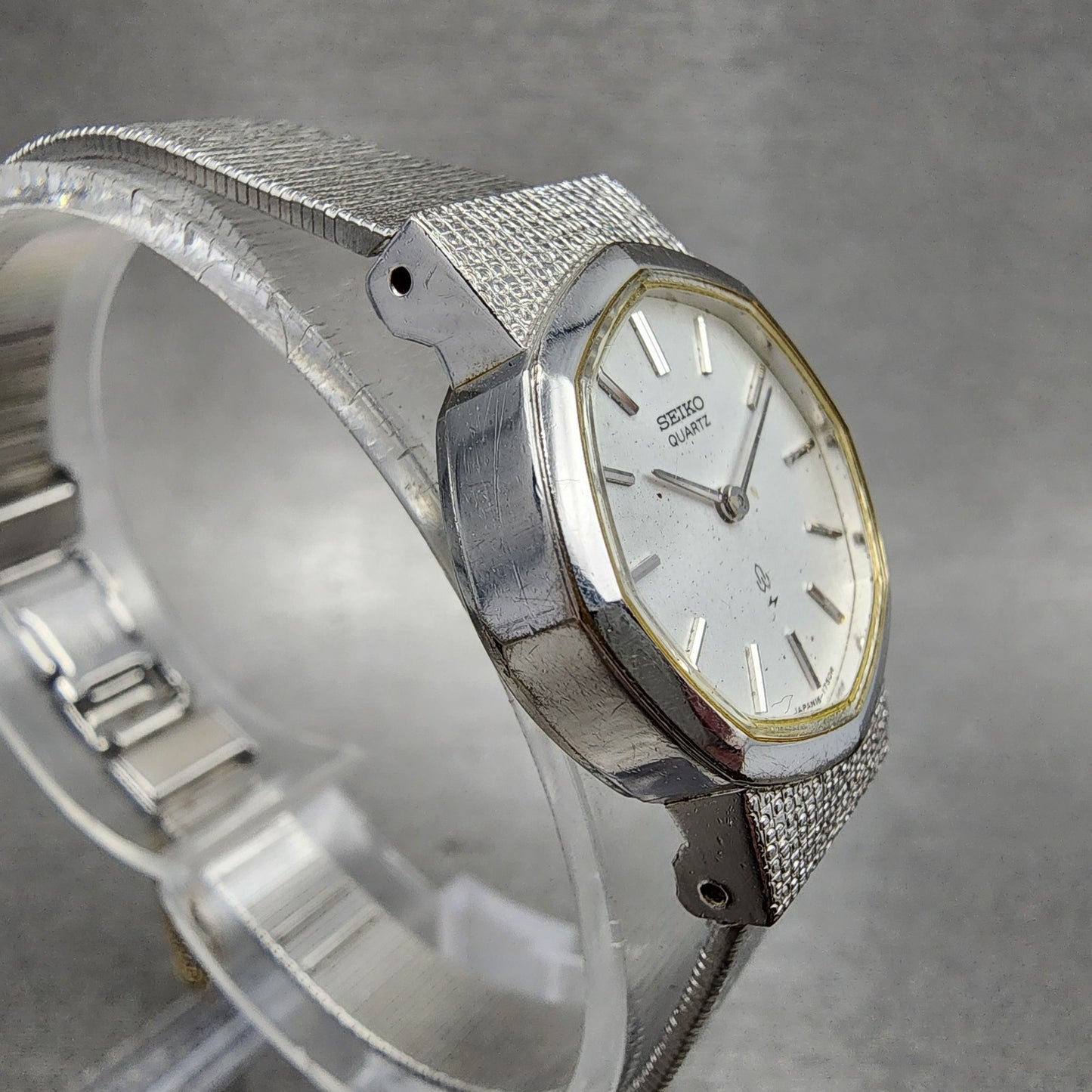 Seiko Watch Women 22mm Silver Dial Silver Tone Octagon 165890 New Battery4