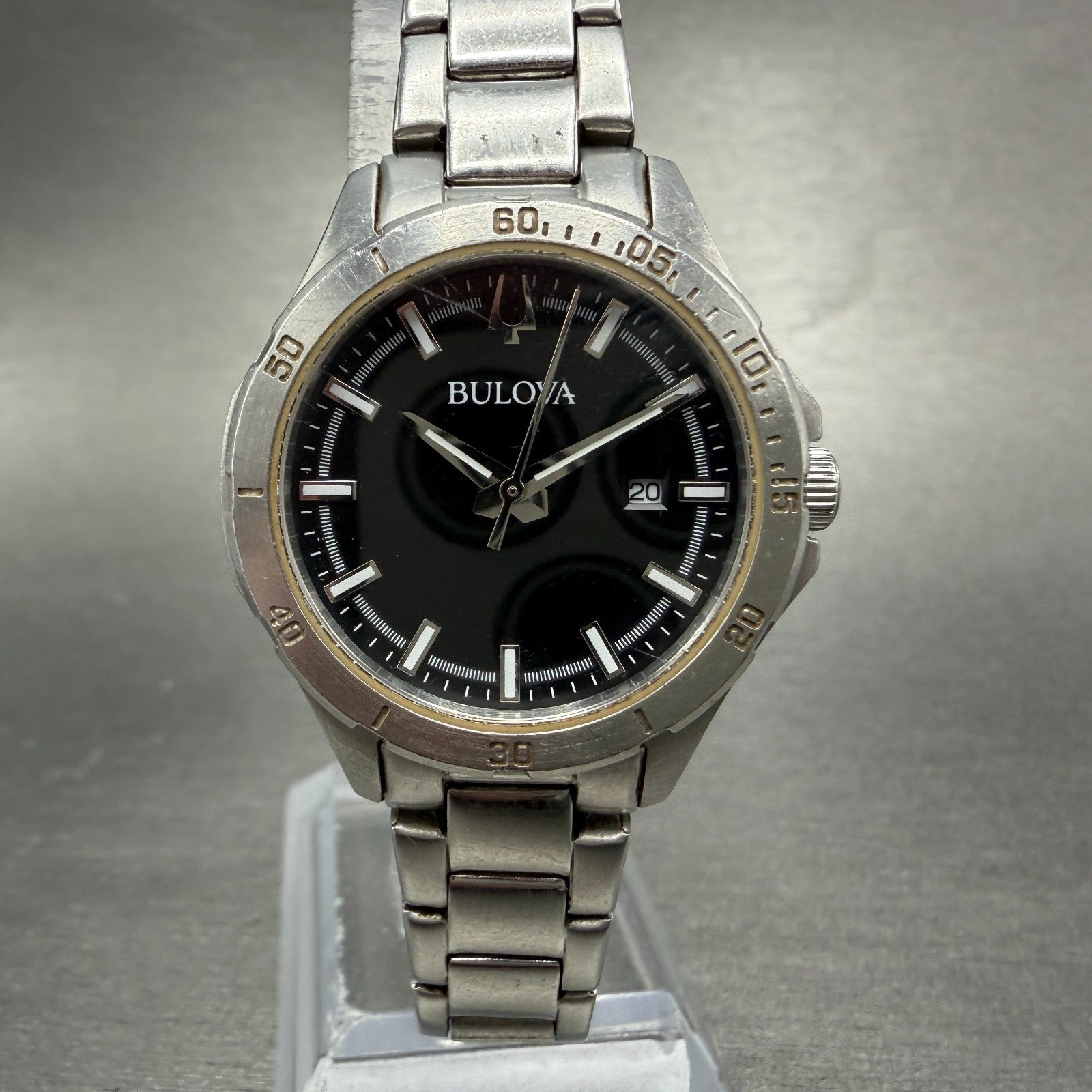 Bulova Dive Watch Women 30mm Black Dial Silver Tone Date 96M161 New Battery0