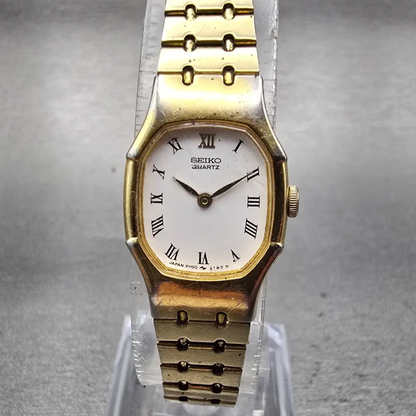 Seiko Watch Women 17mm White Dial Gold Tone Oval 2Y00-5509 New Battery Vintage0