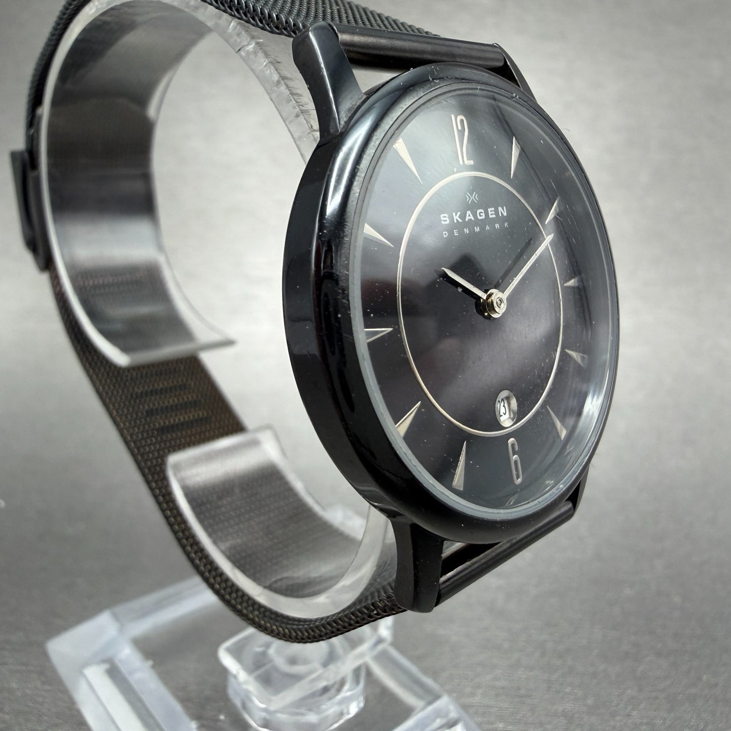 Skagen Watch Unisex 34mm Black Dial Black Tone Date Round 170LTMB1 New Battery3