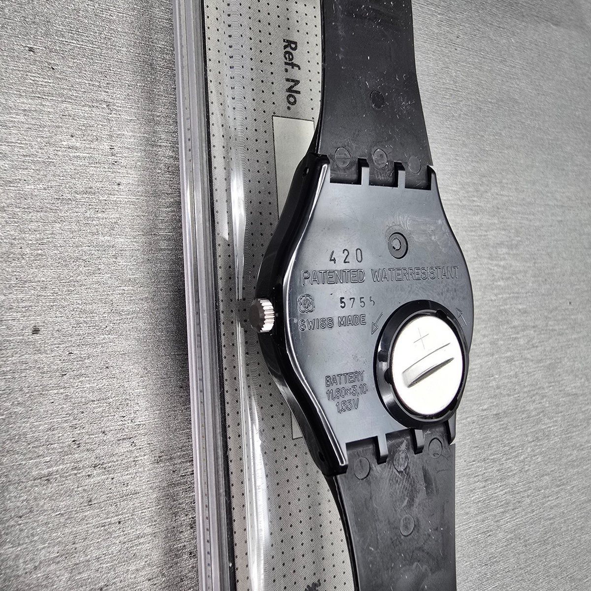 Swatch Gessetto Watch Men 34mm Black Dial Black Case GB155 New Battery NOS12