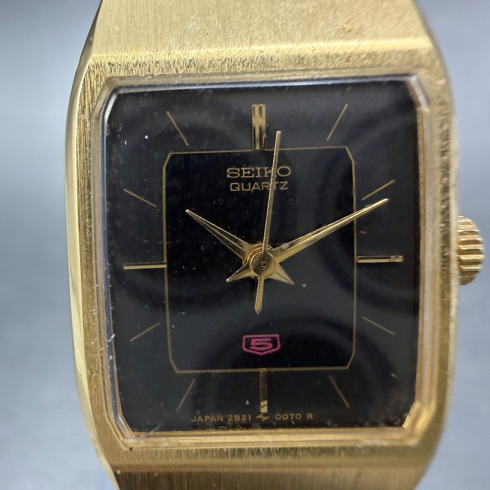 Seiko Tank Watch Women 18mm Black Dial Gold Tone Rectangle 2B21-5020 New Batt J71