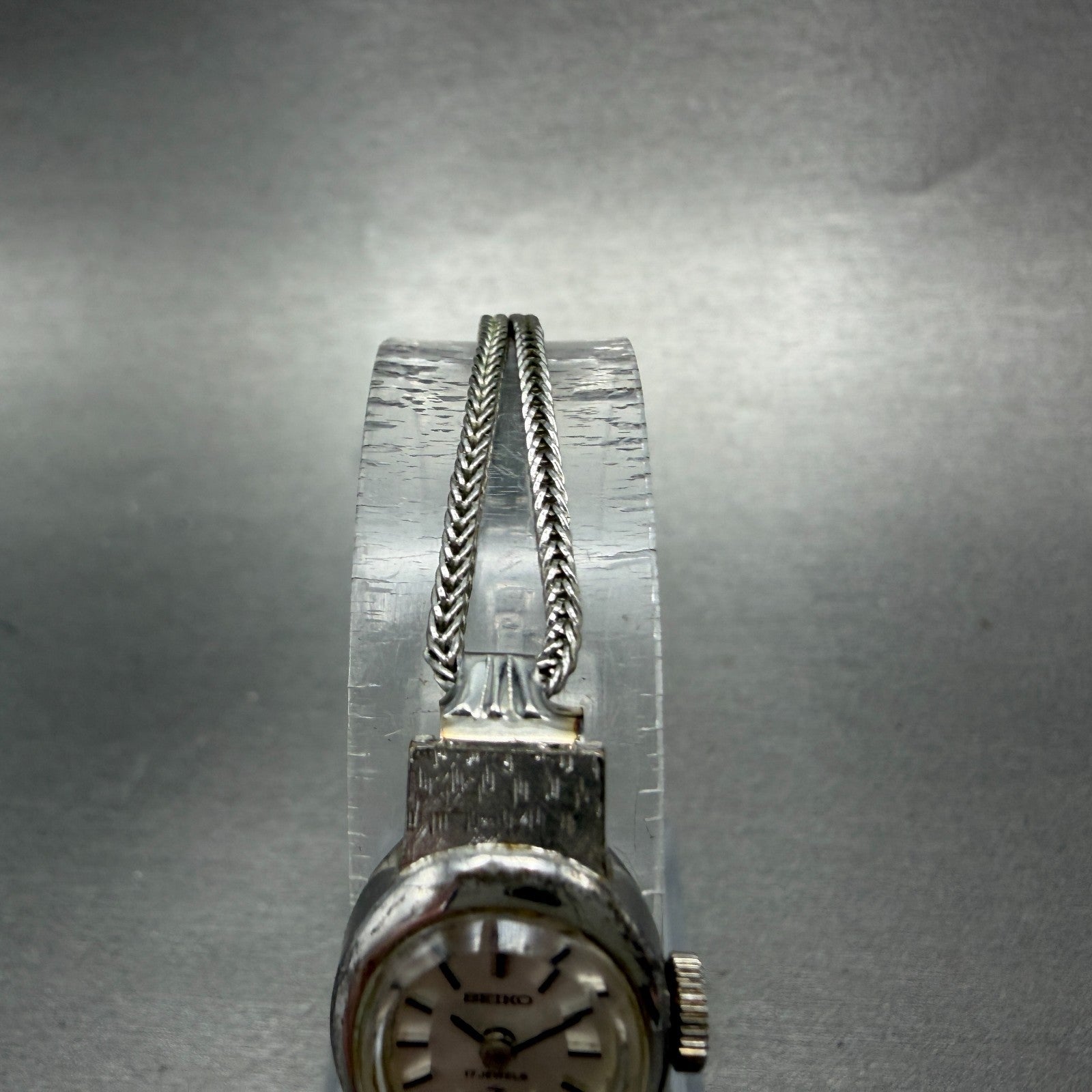 Seiko Watch Women 25mm Silver Dial Silver Tone Oval Manual 11-7380 Runs Vintage4