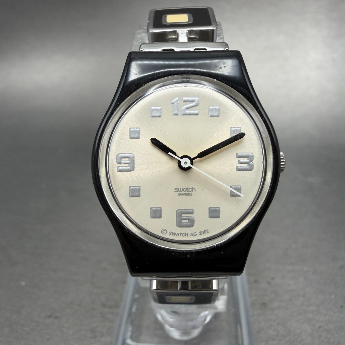 Swatch Cheeseboard Watch Women 25mm Silver Dial Black LB160G New Battery0