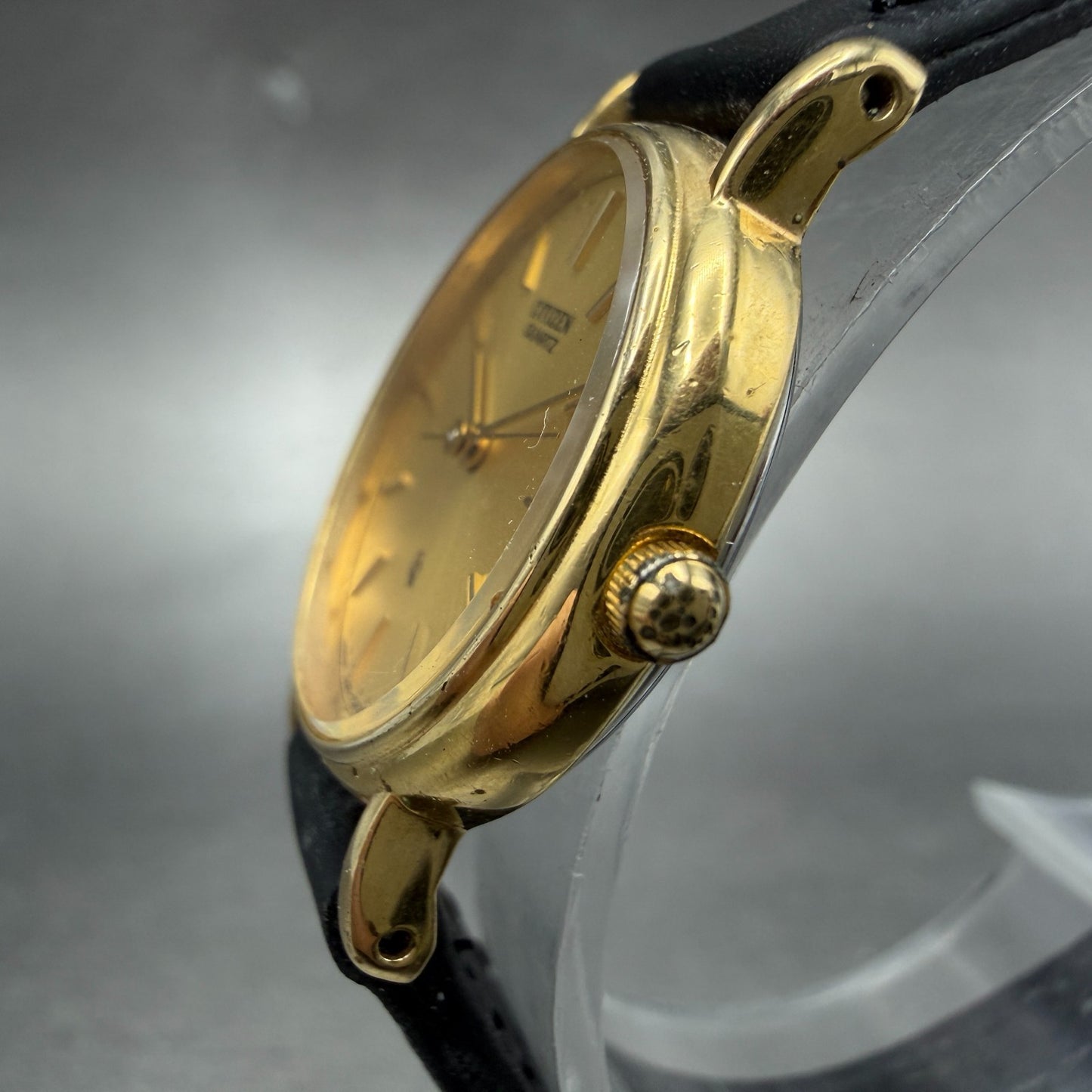 Citizen CQ Watch Women 22mm Gold Dial Gold Tone Oval 2931-291611 New Battery2