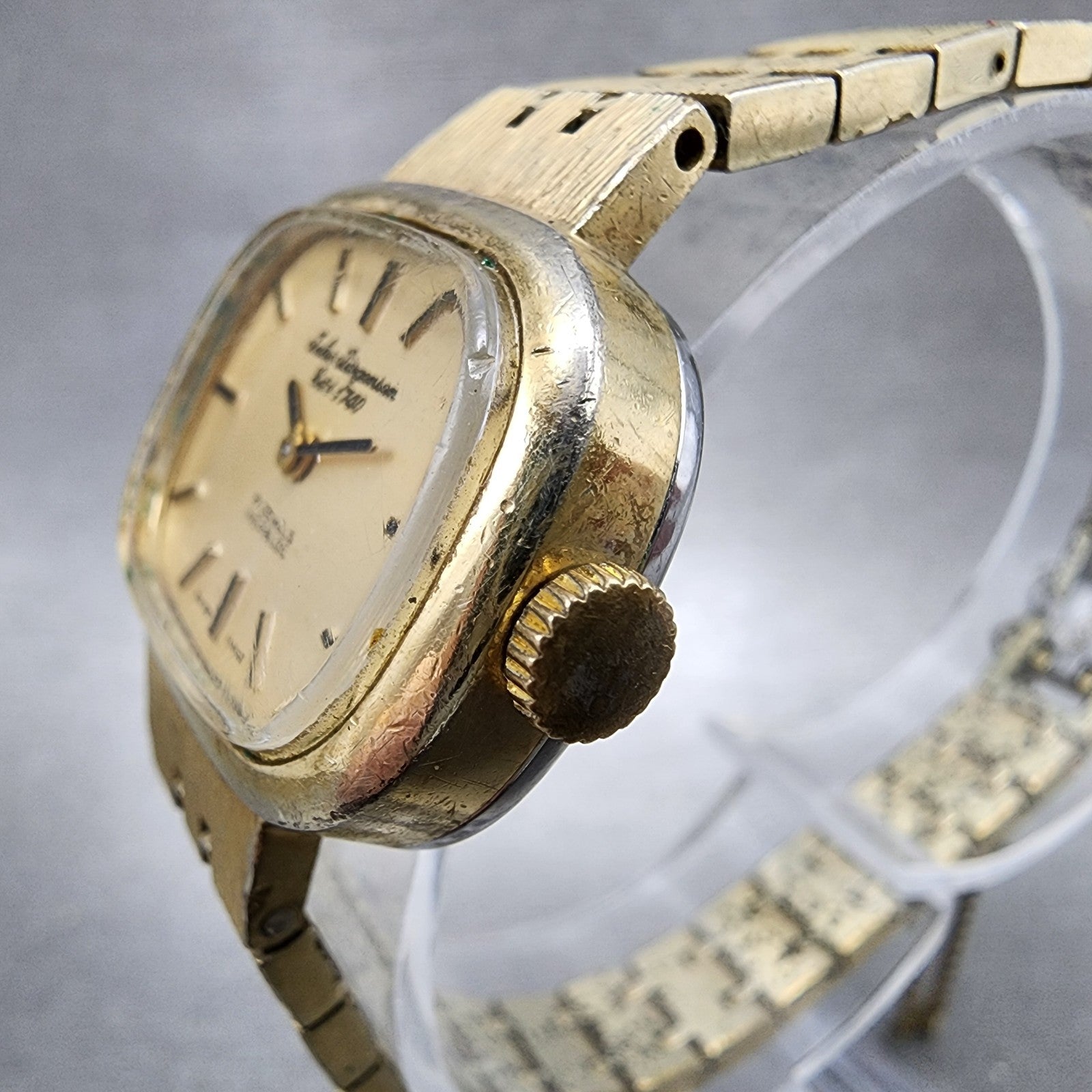 Jules Jurgenson Watch Women 25mm Gold Dial Gold Tone Manual Wind Runs READ!! VTG2