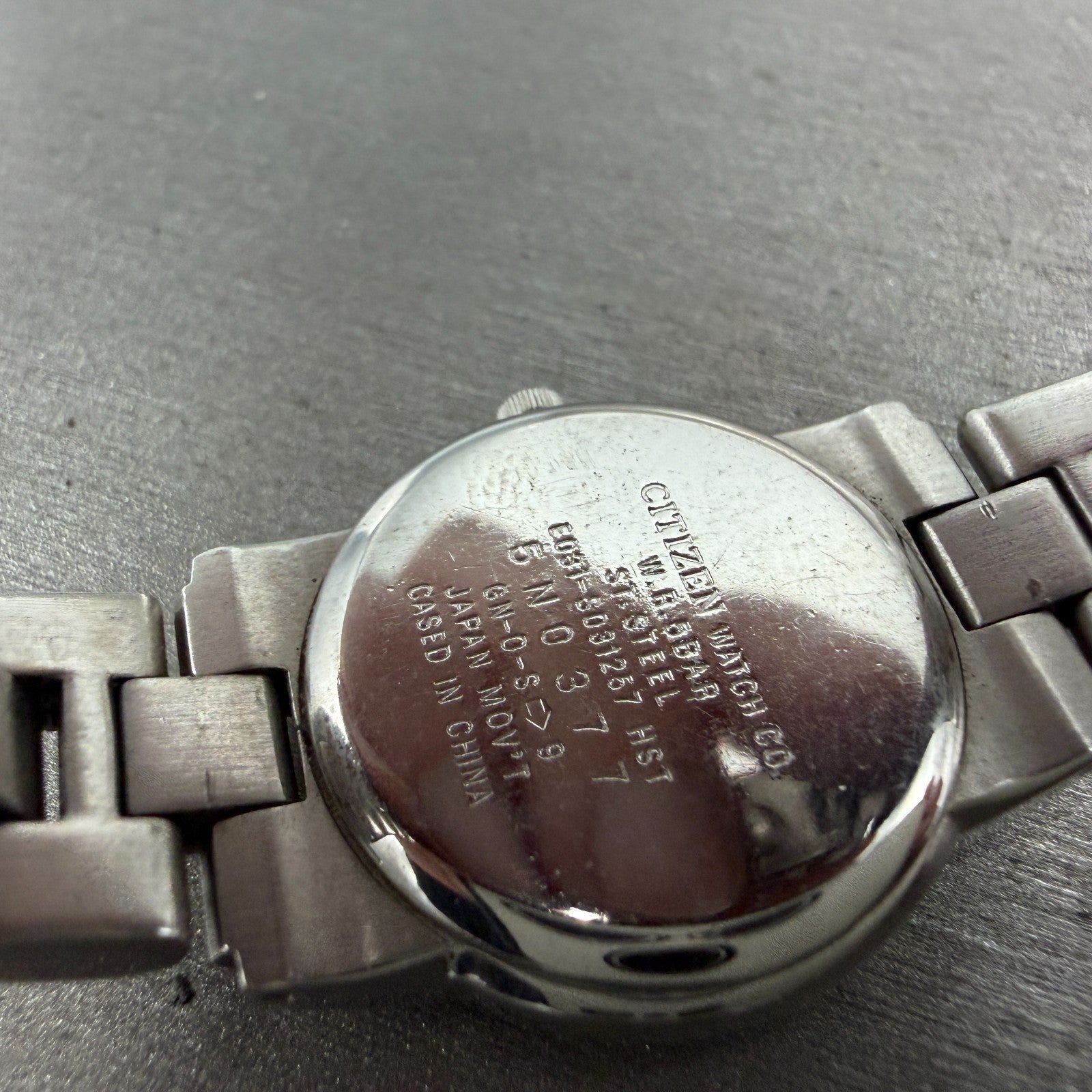 Citizen Eco-Drive Watch Women 25mm Purple Dial Silver Tone Round 2320-0100 Runs9