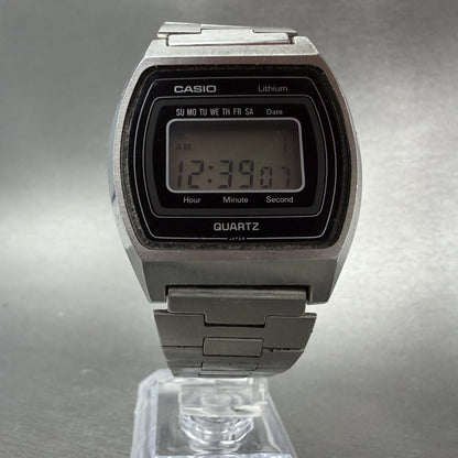 Casio 58 S005 Watch Men 36mm Digital Silver Tone Daydate New Battery Vintage5