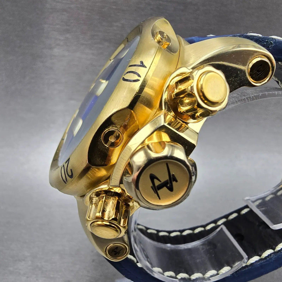 Invicta Venom Chronograph Watch Men 52mm Blue Dial Gold Tone Date 6113 New Batt3