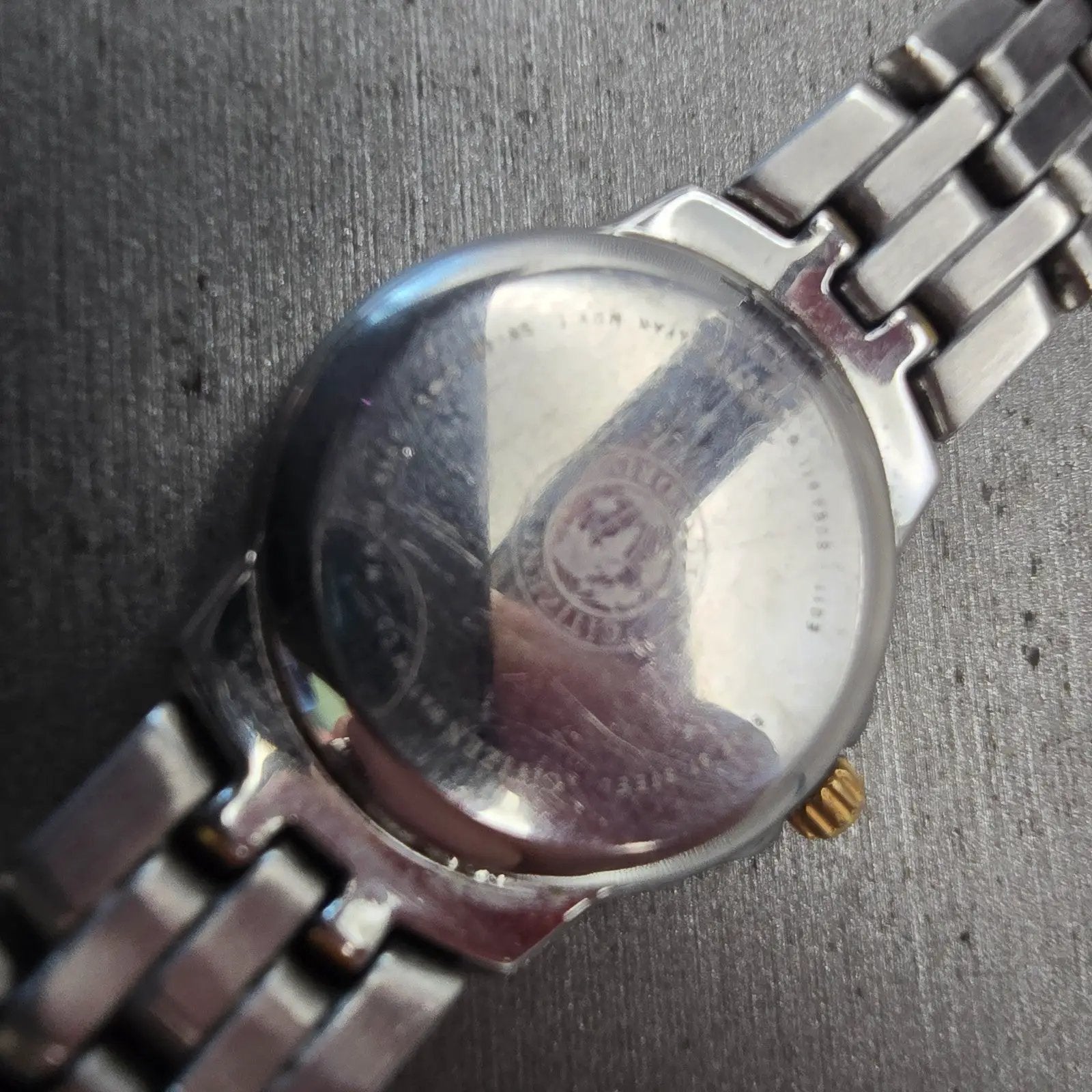 Citizen Eco-Drive Watch Women 26mm White Dial Two Tone Date E011-S064911 Works10
