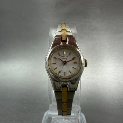 Seiko Pulsar Watch Women 17mm Silver Dial Two Tone Round V811-2280 New Battery5