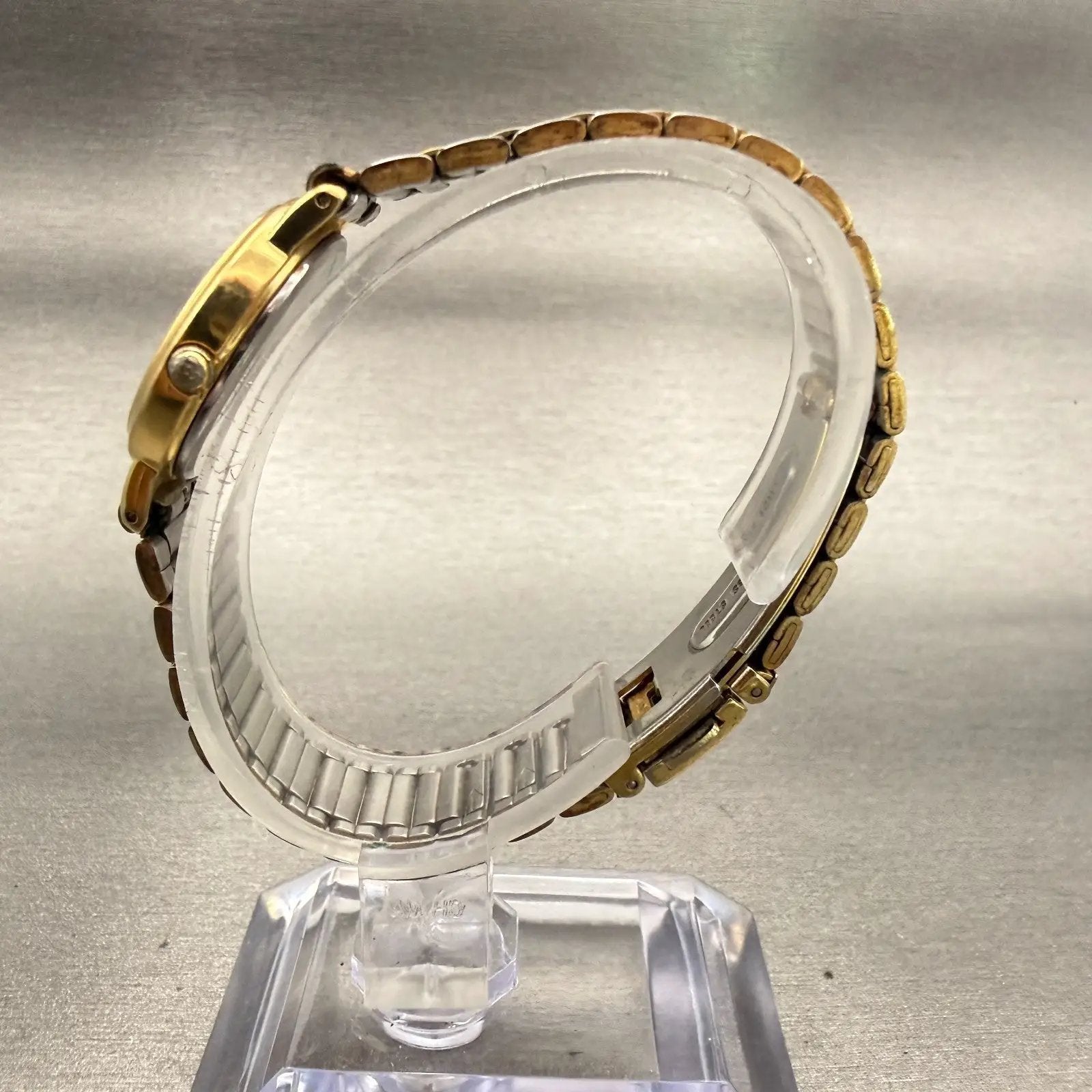 Seiko Watch Women 23mm White Dial Gold Tone Round 1F21-0C00 New Battery Vintage6