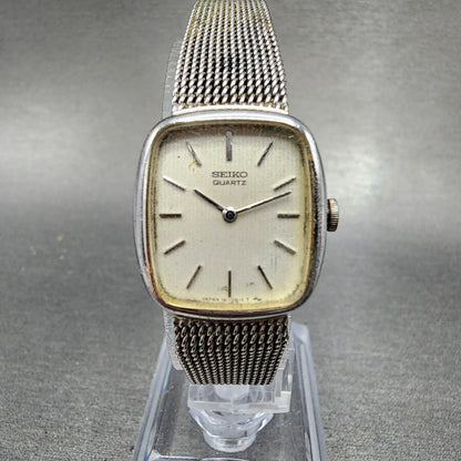 Seiko Tank Watch Women 19mm White Dial Silver Tone Rectangle 165259 New Batt0