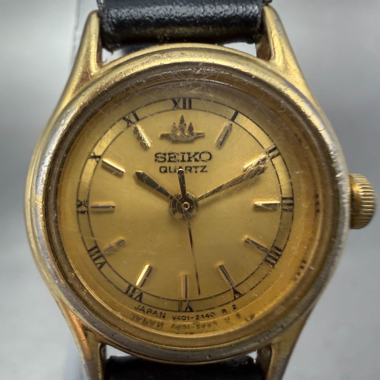 Seiko Watch Women 21mm Champagne Dial Gold Tone Round V401-0920 New Battery VTG1