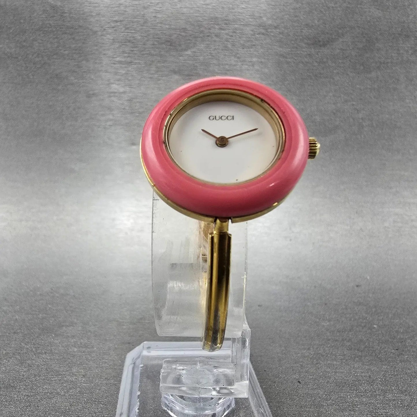 Gucci 11/12.2 Watch Women 26mm White Dial Gold Tone Round New Battery Pink Bezel5
